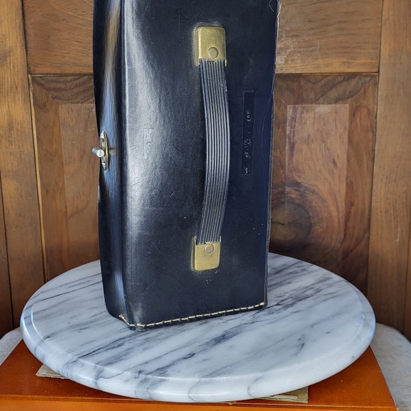 Black Cassette Carry Case - Picture 12 of 13